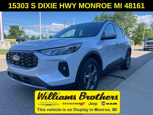 Used 2025 Ford Escape ST-Line Select w/ Tech Pack #1 AWD/4WD video 1