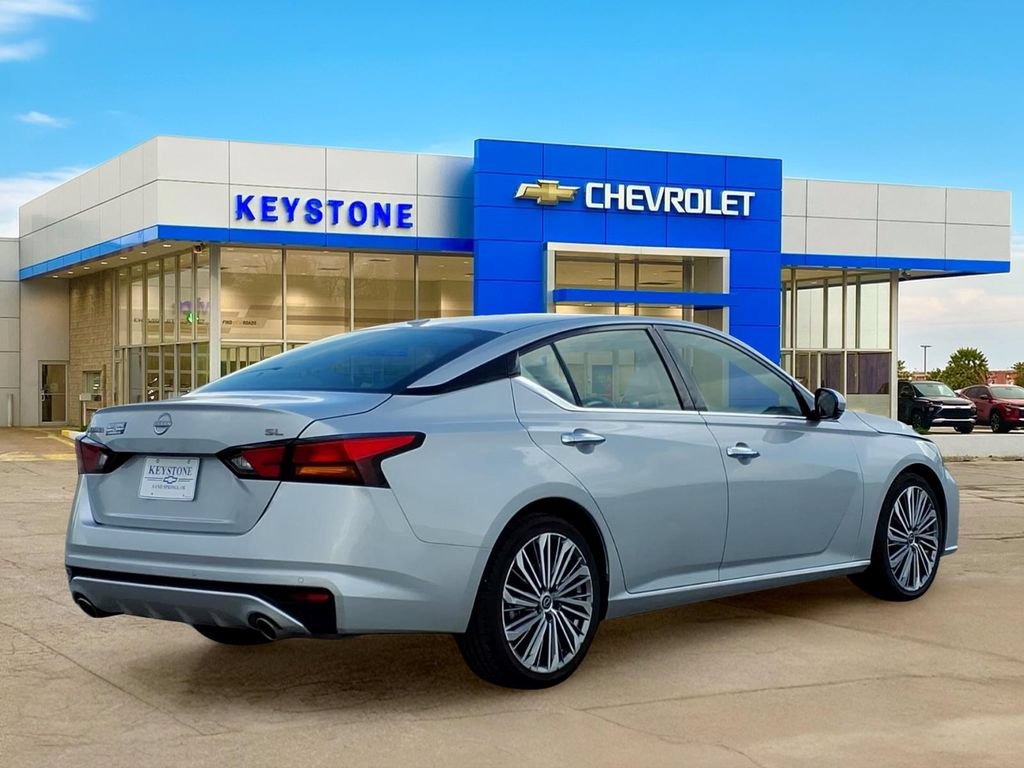 Used 2023 Nissan Altima 2.5 SL FWD image 7