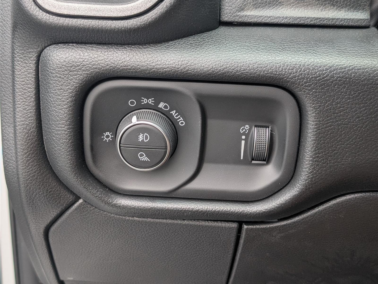 New 2026 RAM 3500 Tradesman w/ Safety Group AWD/4WD image 16