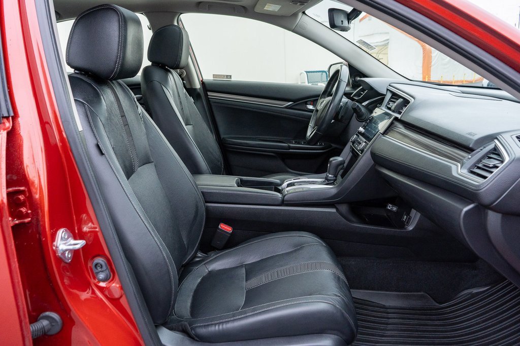 Certified 2019 Honda Civic Touring image 21
