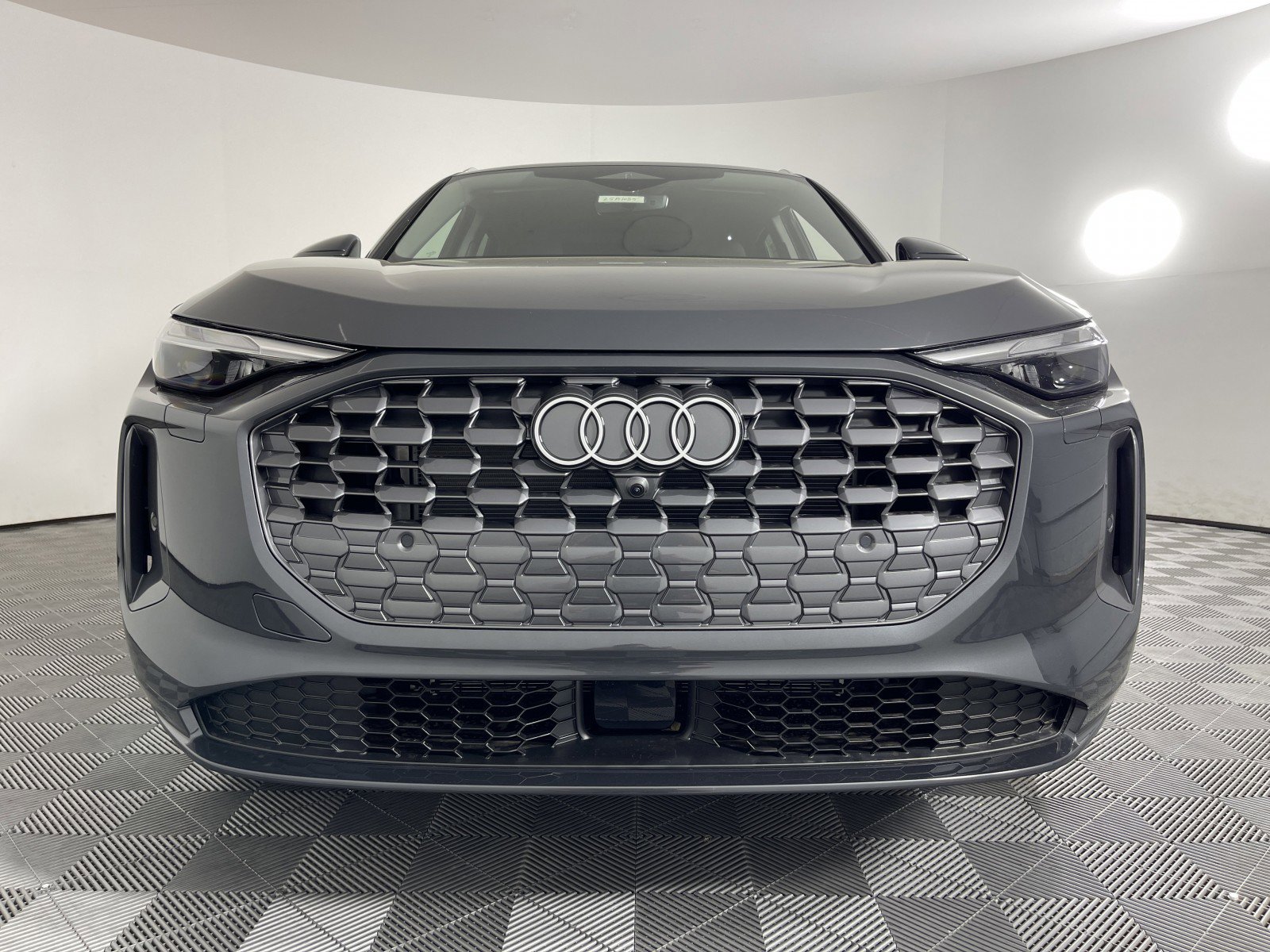 New 2025 Audi Q5 Premium image 9