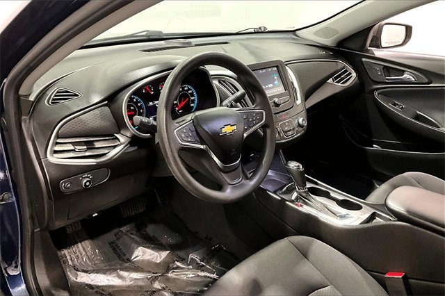 Used 2018 Chevrolet Malibu LS image 17