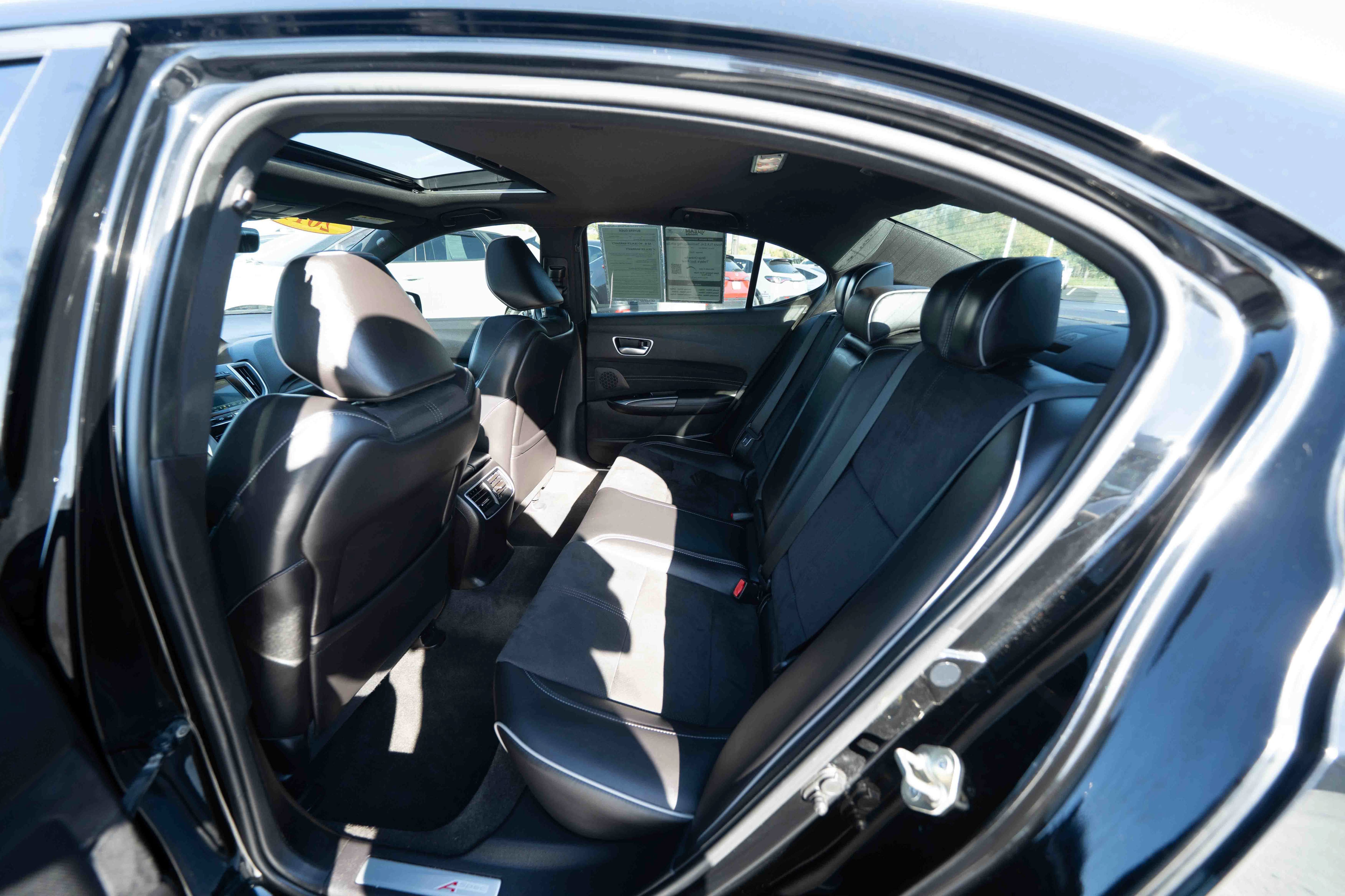 Used 2019 Acura TLX w/ Technology & A-SPEC Package FWD image 23