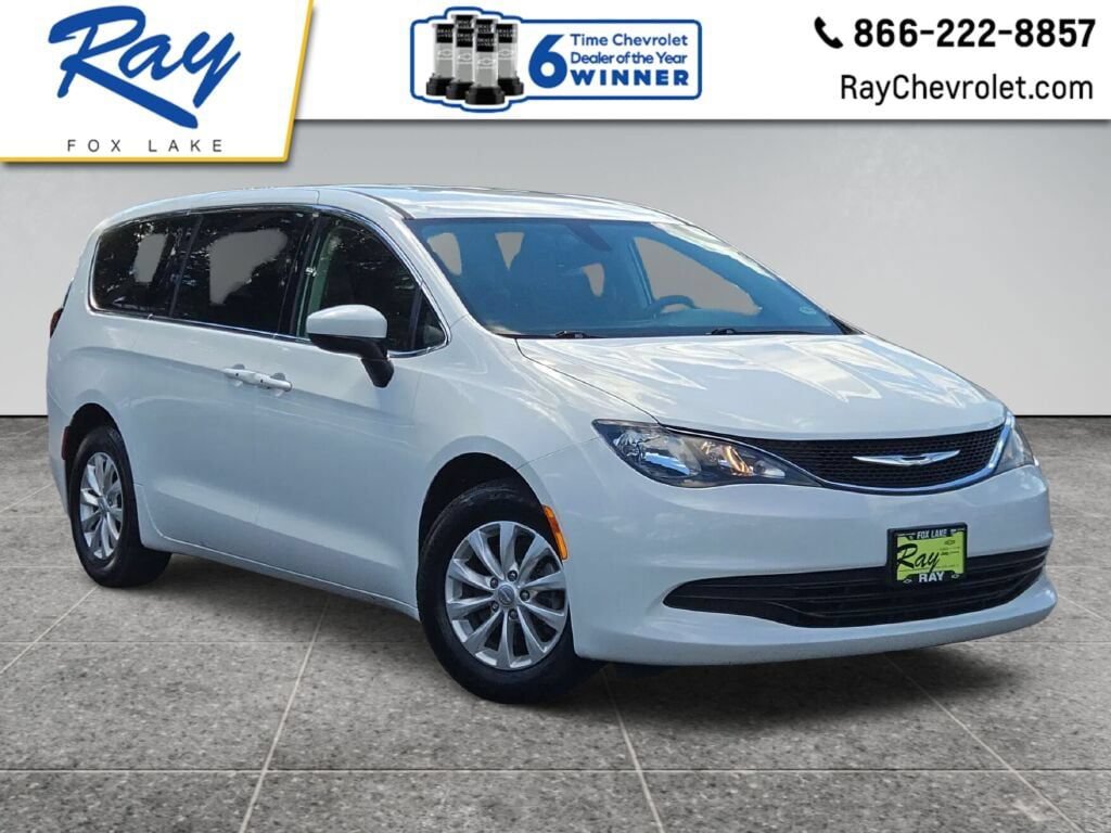 Used 2017 Chrysler Pacifica Touring
