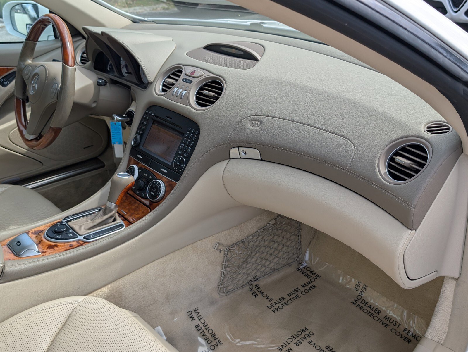 Used 2009 Mercedes-Benz SL 550 image 14