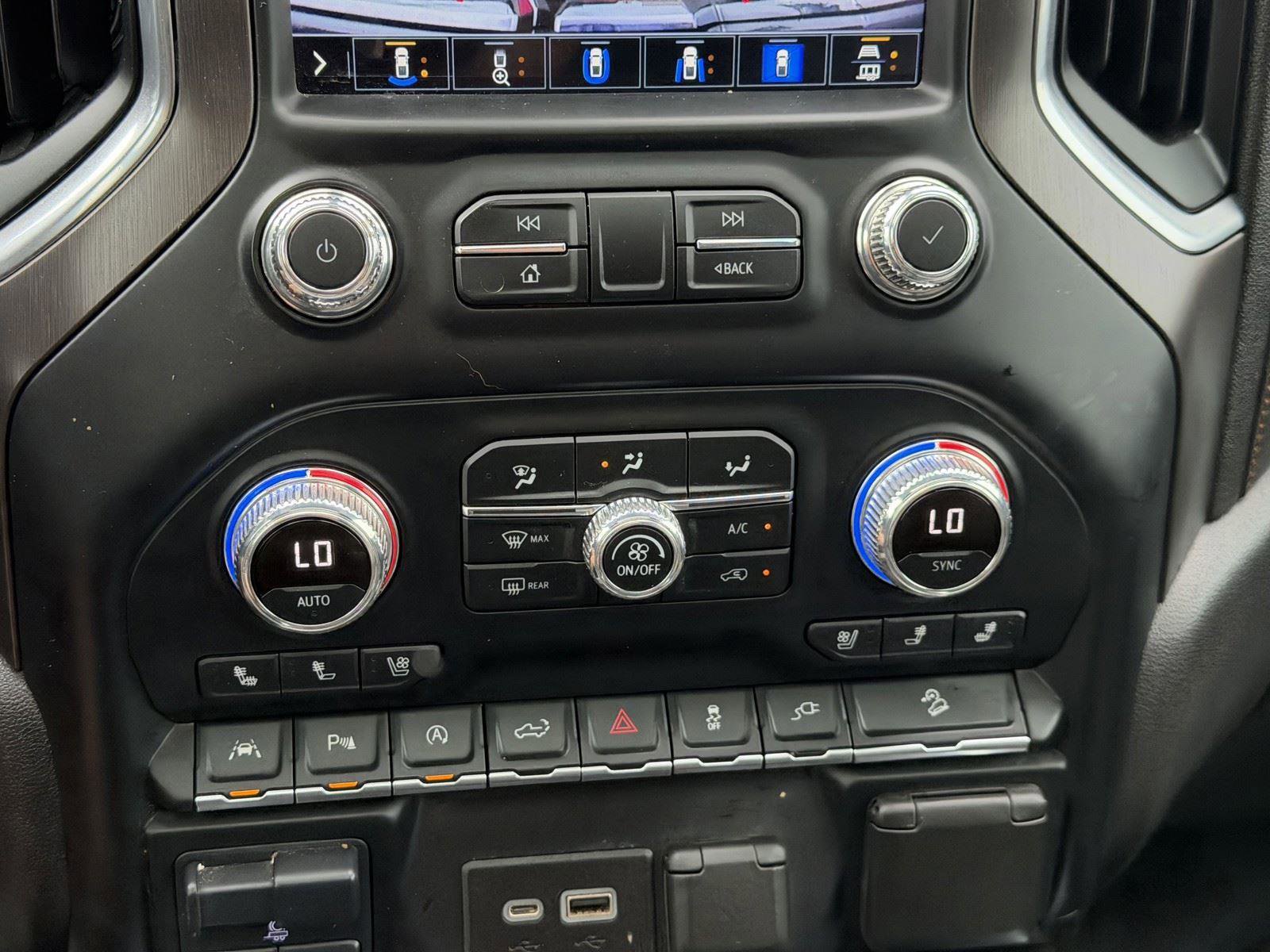 Used 2021 GMC Sierra 1500 AT4 w/ AT4 Premium Package image 12