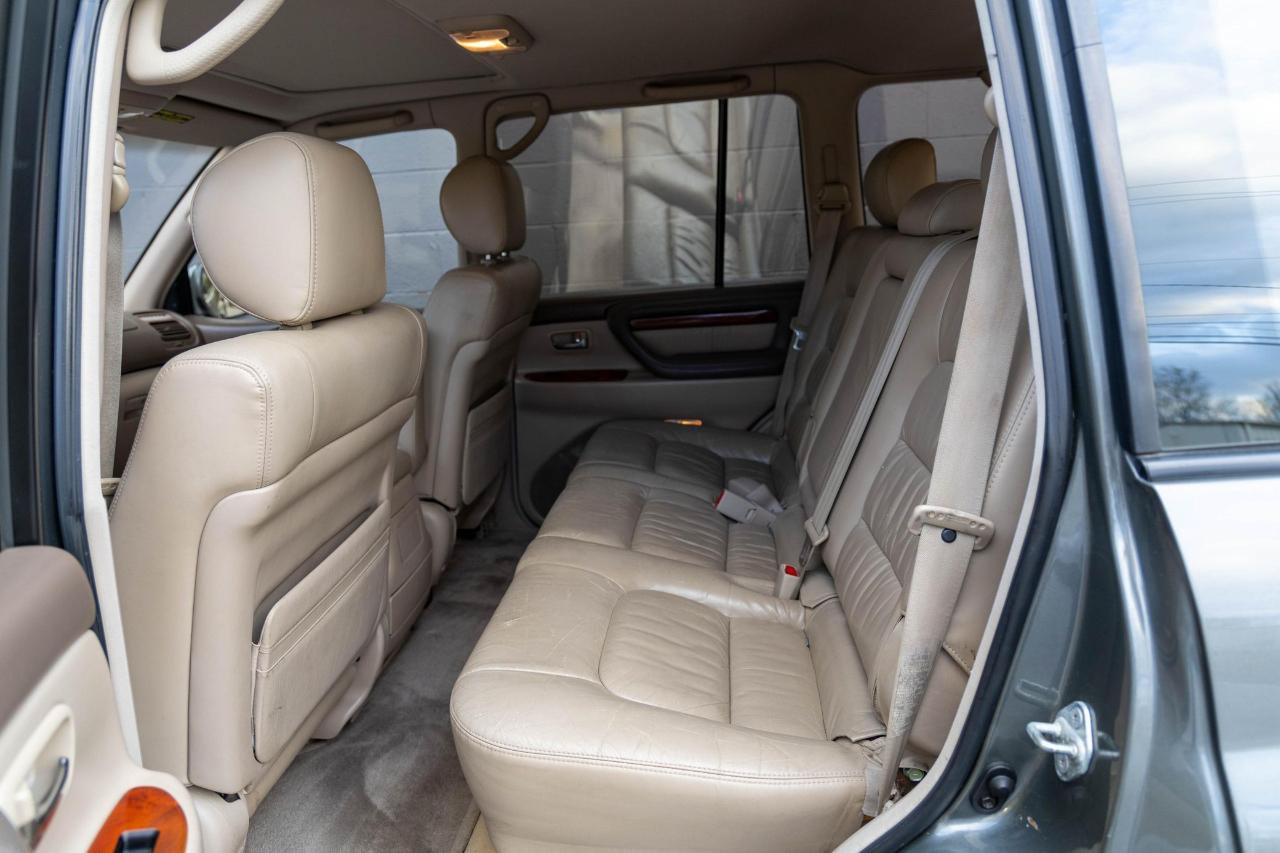 Used 2002 Lexus LX 470 4WD image 7