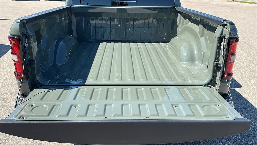 Used 2026 RAM 1500 Big Horn AWD/4WD image 7