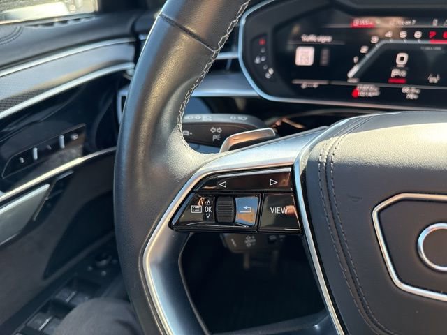 Used 2021 Audi S8 L image 18