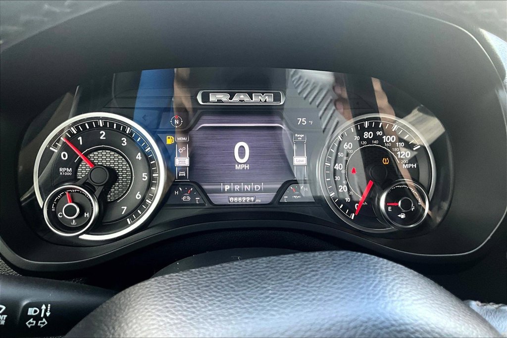 Used 2019 RAM 1500 Laramie AWD/4WD image 22