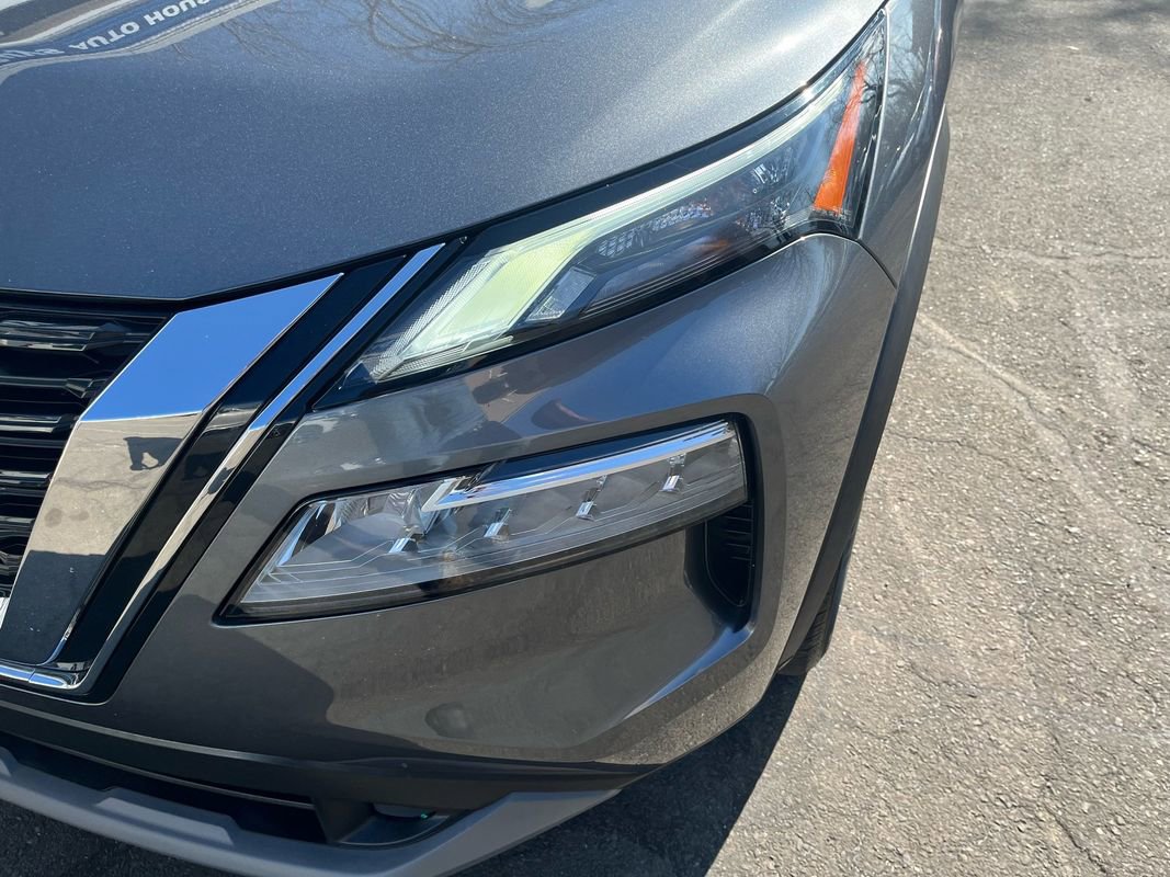 Used 2021 Nissan Rogue SV AWD/4WD image 23