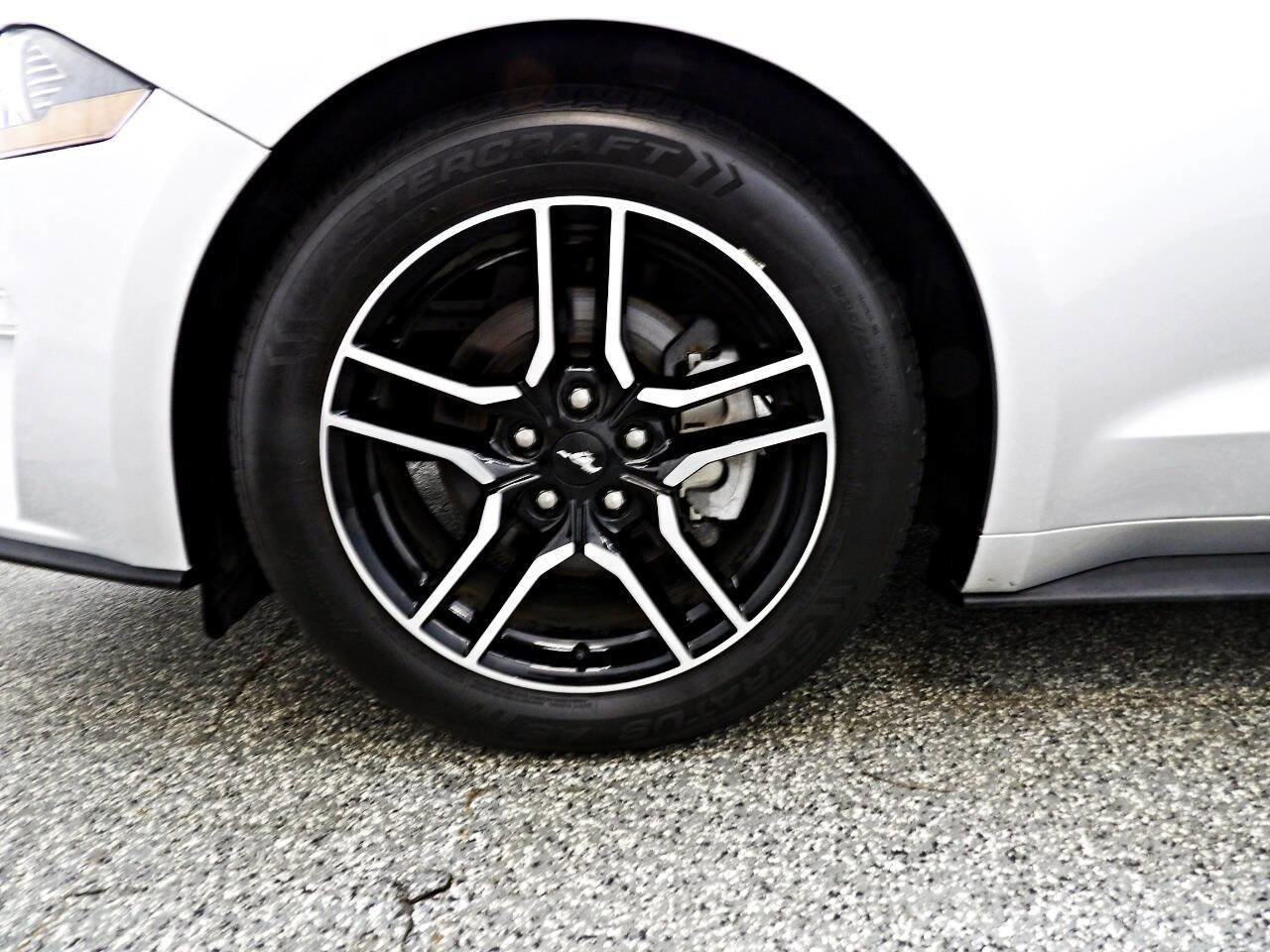 Used 2018 Ford Mustang Premium w/ Equipment Group 201A image 20