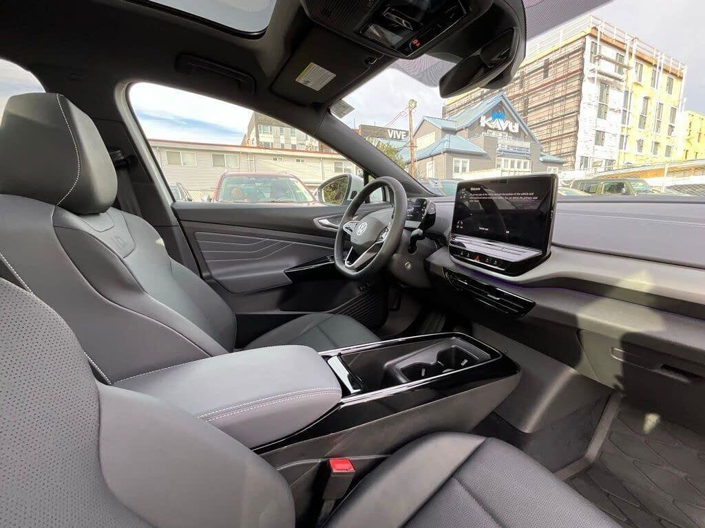 Used 2023 Volkswagen ID.4 Pro S image 18