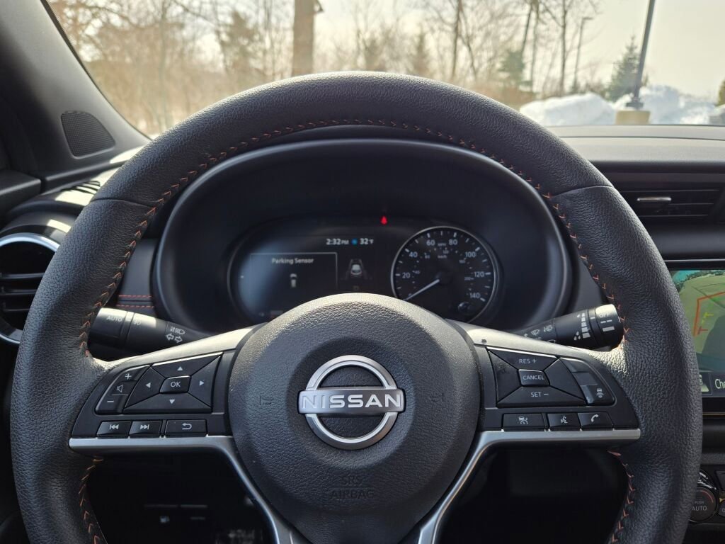 Used 2024 Nissan Kicks SR w/ SR Premium Package image 30