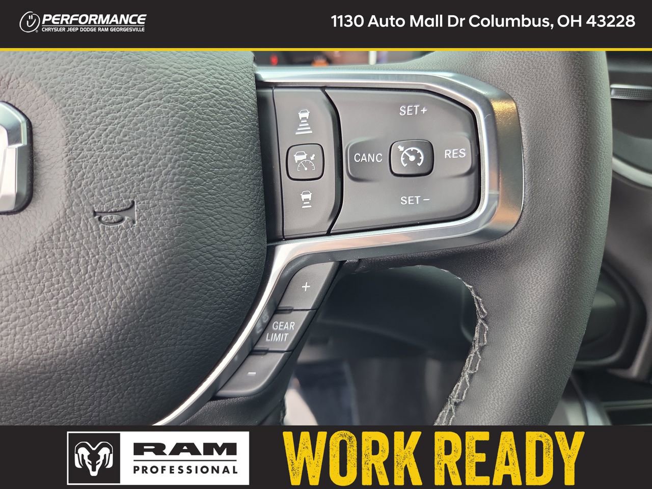 New 2026 RAM 3500 Laramie AWD/4WD image 34