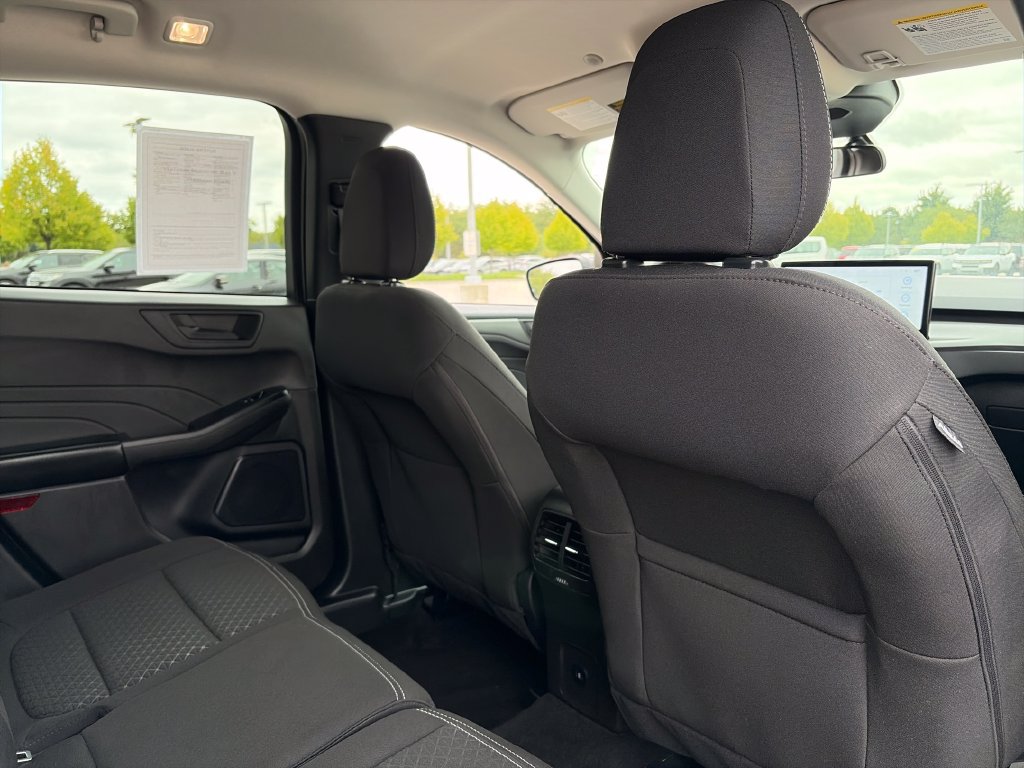 Used 2024 Ford Escape Active w/ Tech Pack #1 FWD image 30