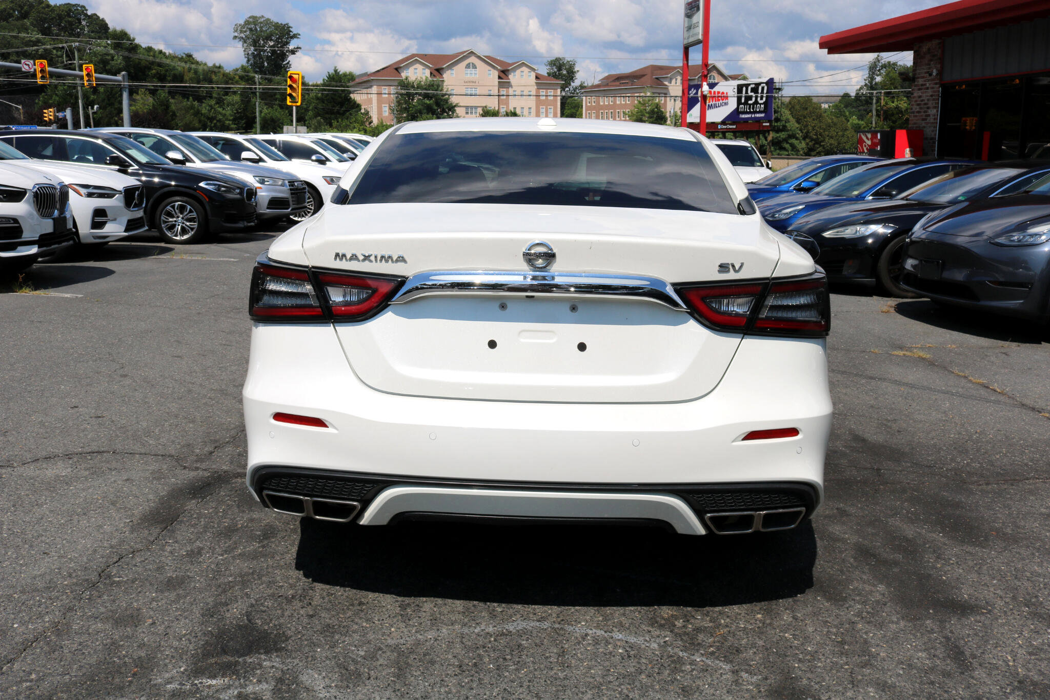 Used 2022 Nissan Maxima SV w/ Floor Mat Group image 3