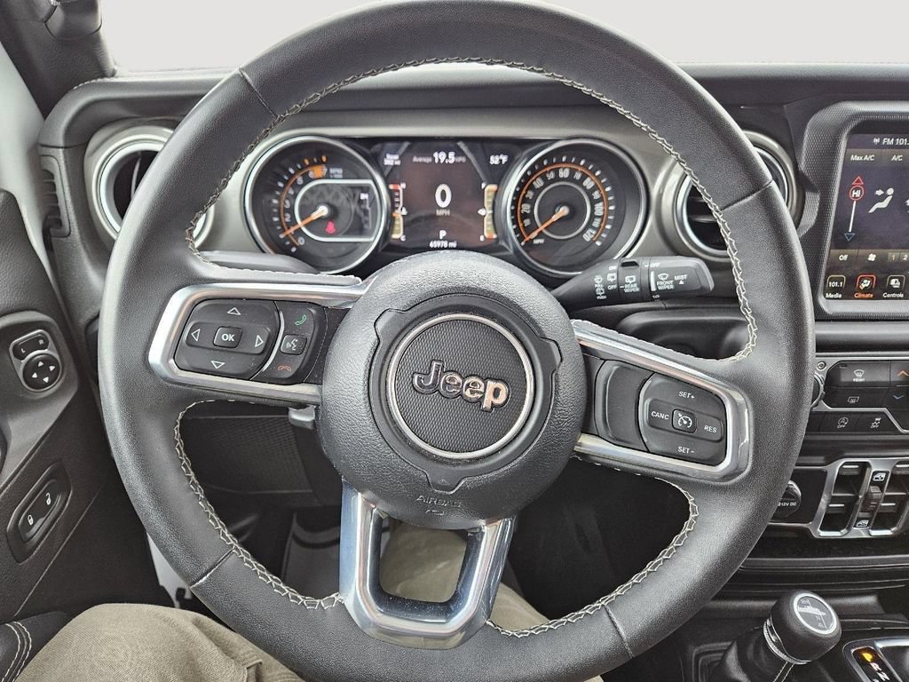 Used 2023 Jeep Wrangler Unlimited Sahara AWD/4WD image 12