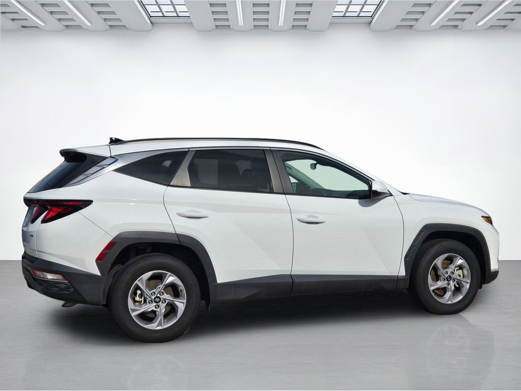 Used 2024 Hyundai Tucson SEL AWD/4WD image 3