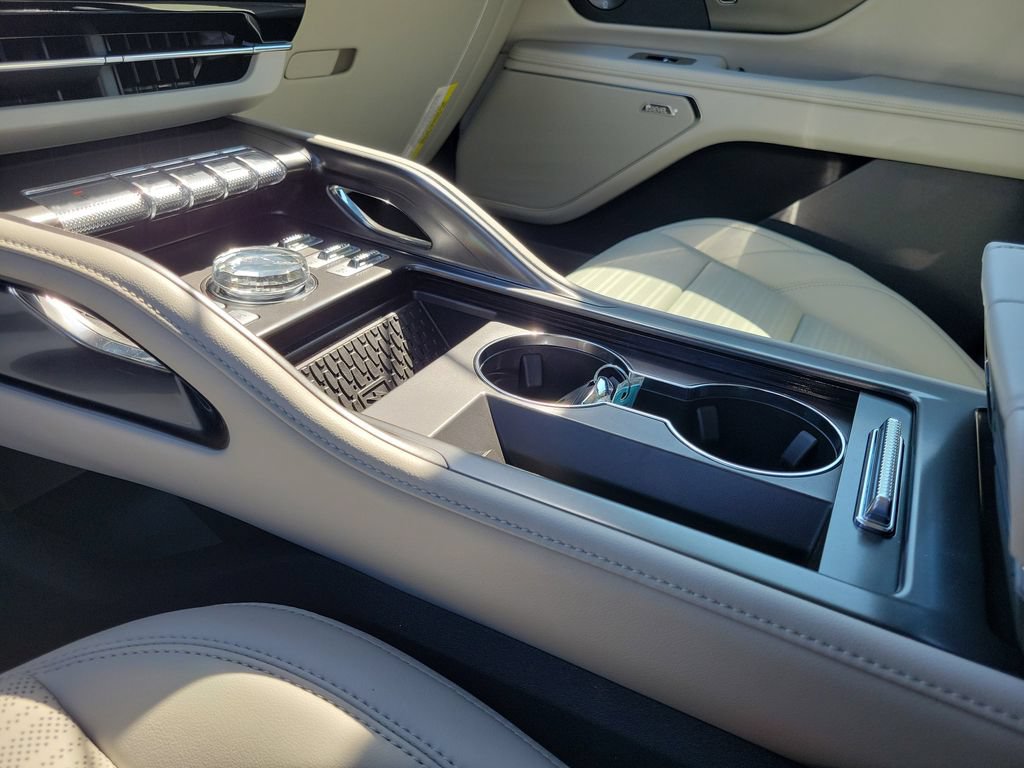 New 2026 Lincoln Nautilus Reserve AWD/4WD image 29