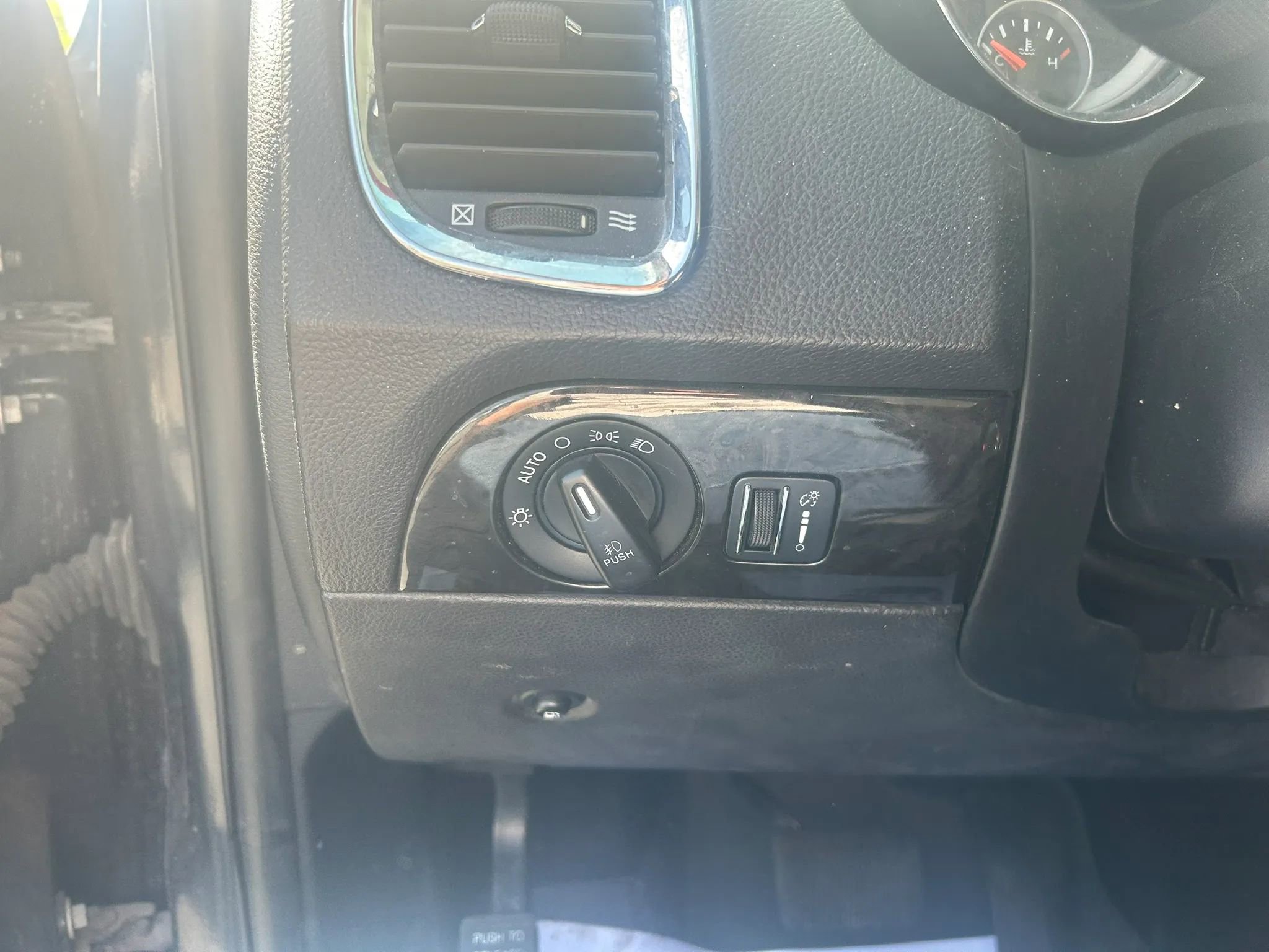 Used 2013 Dodge Durango R/T w/ Leather Interior Group AWD/4WD image 20