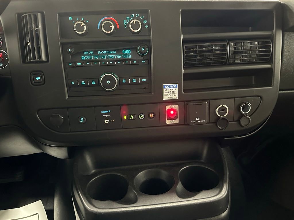 Used 2022 Chevrolet Express 3500 w/ Power Convenience Package image 26
