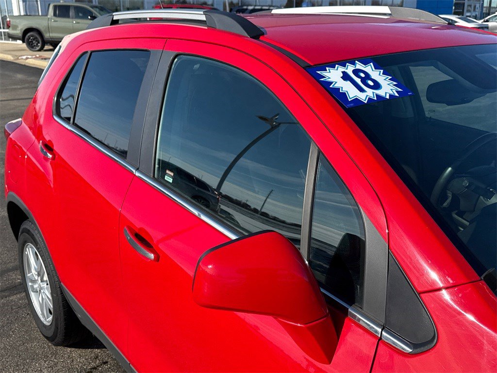 Used 2018 Chevrolet Trax LT w/ Driver Confidence Package image 12