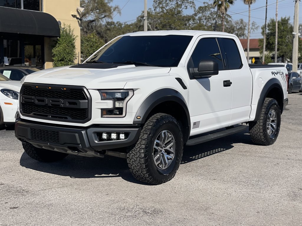 Used 2017 Ford F150 Raptor w/ Equipment Group 801A Mid image 18