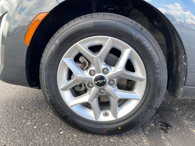 Used 2024 Kia Soul LX w/ Option Group 015 FWD image 22