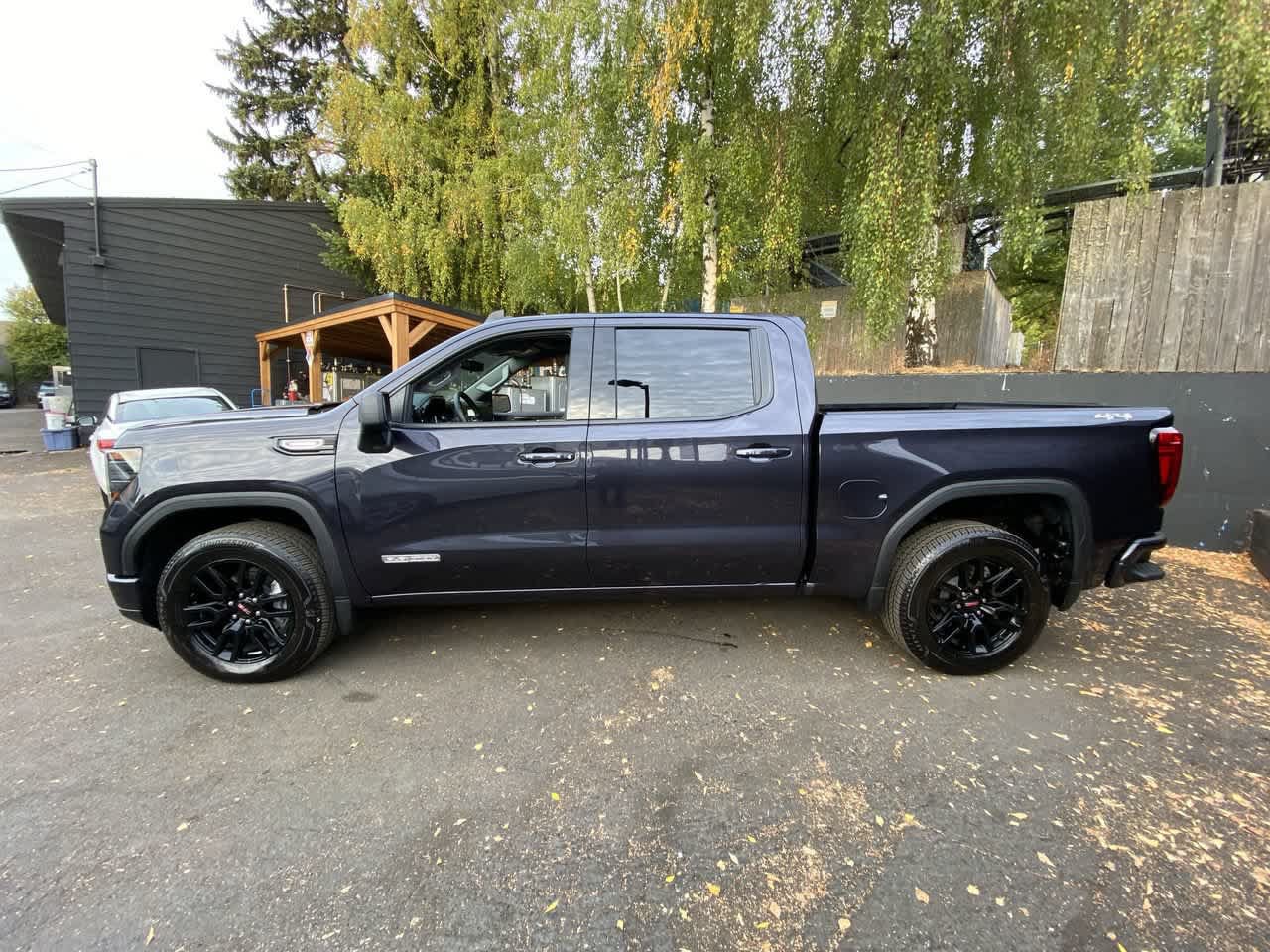Used 2026 GMC Sierra 1500 Elevation AWD/4WD image 3