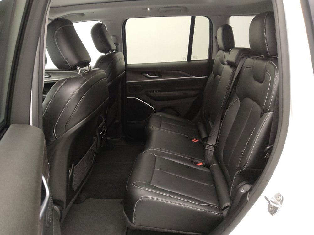 Used 2022 Jeep Grand Cherokee Limited 4xe image 18