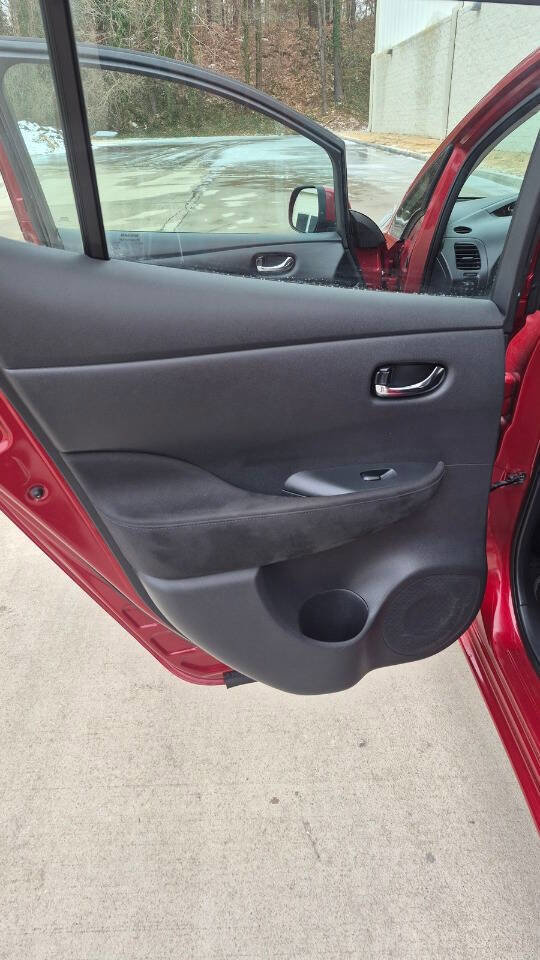 Used 2014 Nissan Leaf S image 49