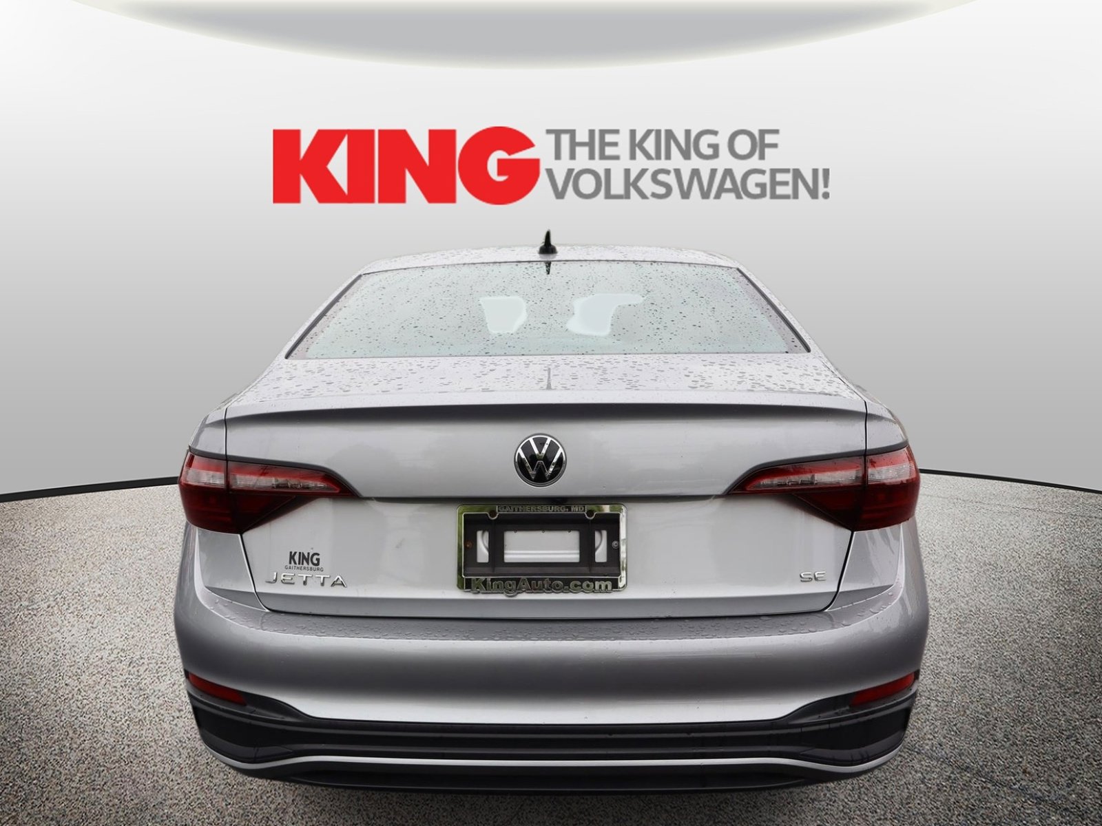 Used 2023 Volkswagen Jetta SE FWD image 4