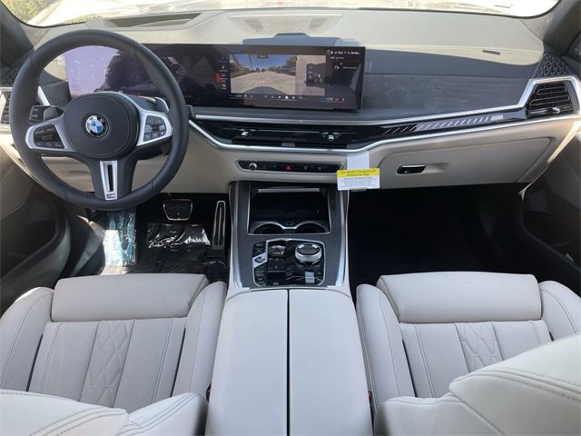 New 2026 BMW X7 M60i image 15