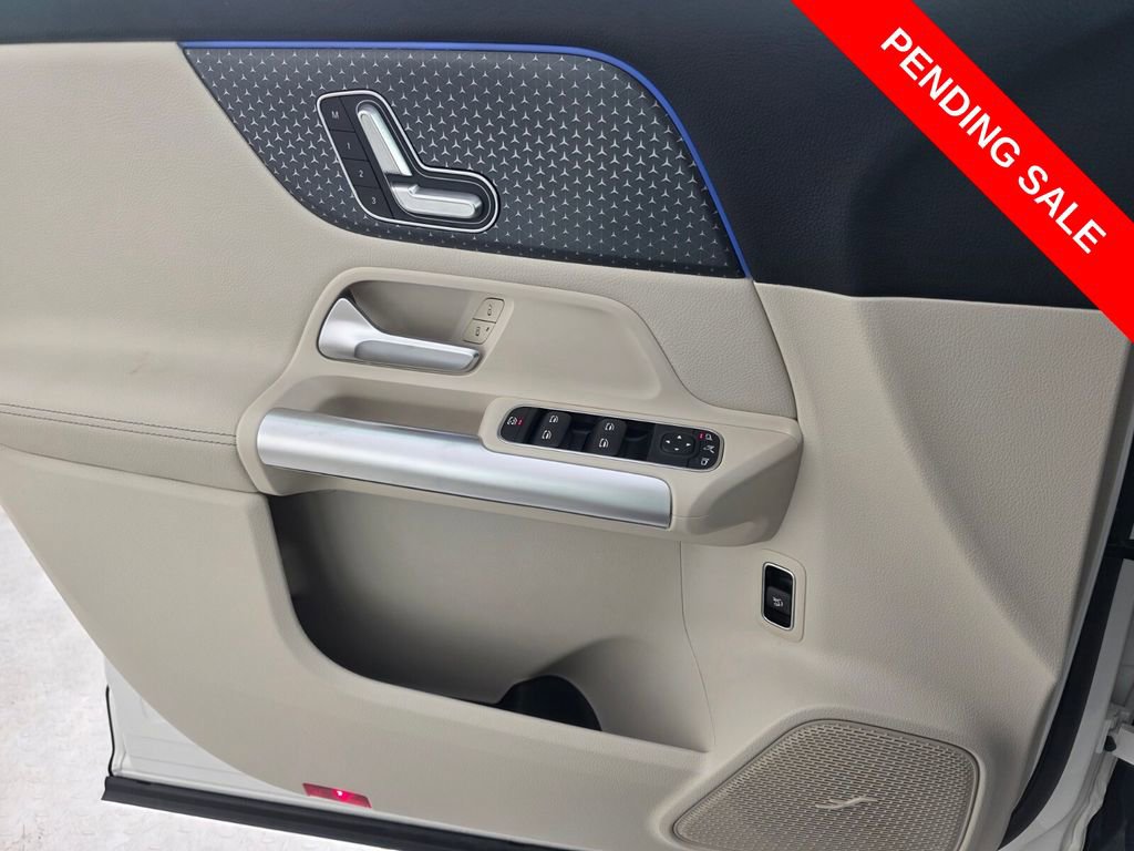 Certified 2025 Mercedes-Benz GLA 250 image 25