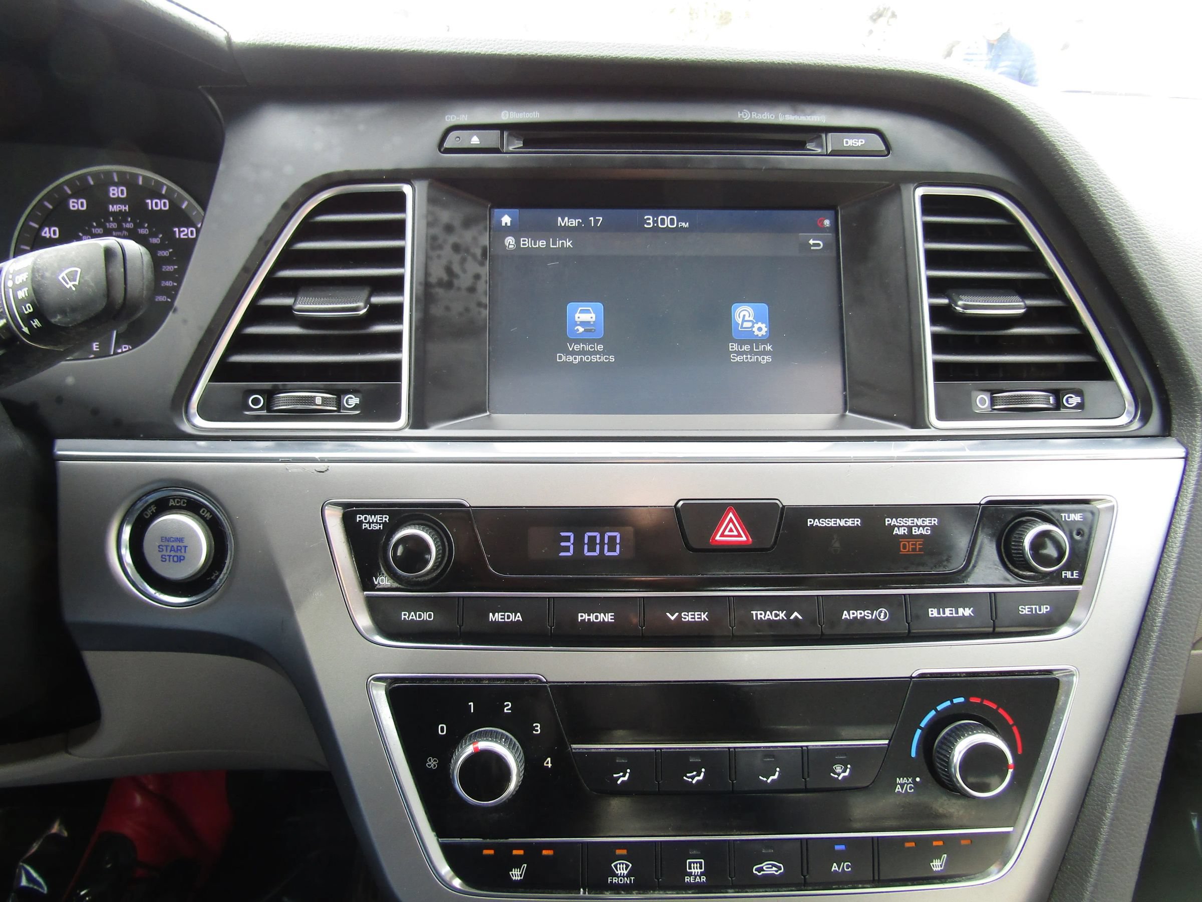 Used 2016 Hyundai Sonata Sport w/ Option Group 1V FWD image 31