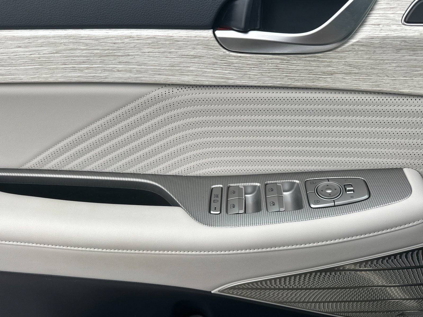 Used 2024 Hyundai Palisade Calligraphy FWD image 11