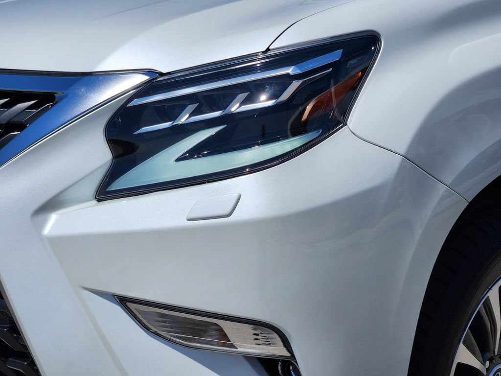 Used 2022 Lexus GX 460 Luxury w/ Off Road Package AWD/4WD image 8