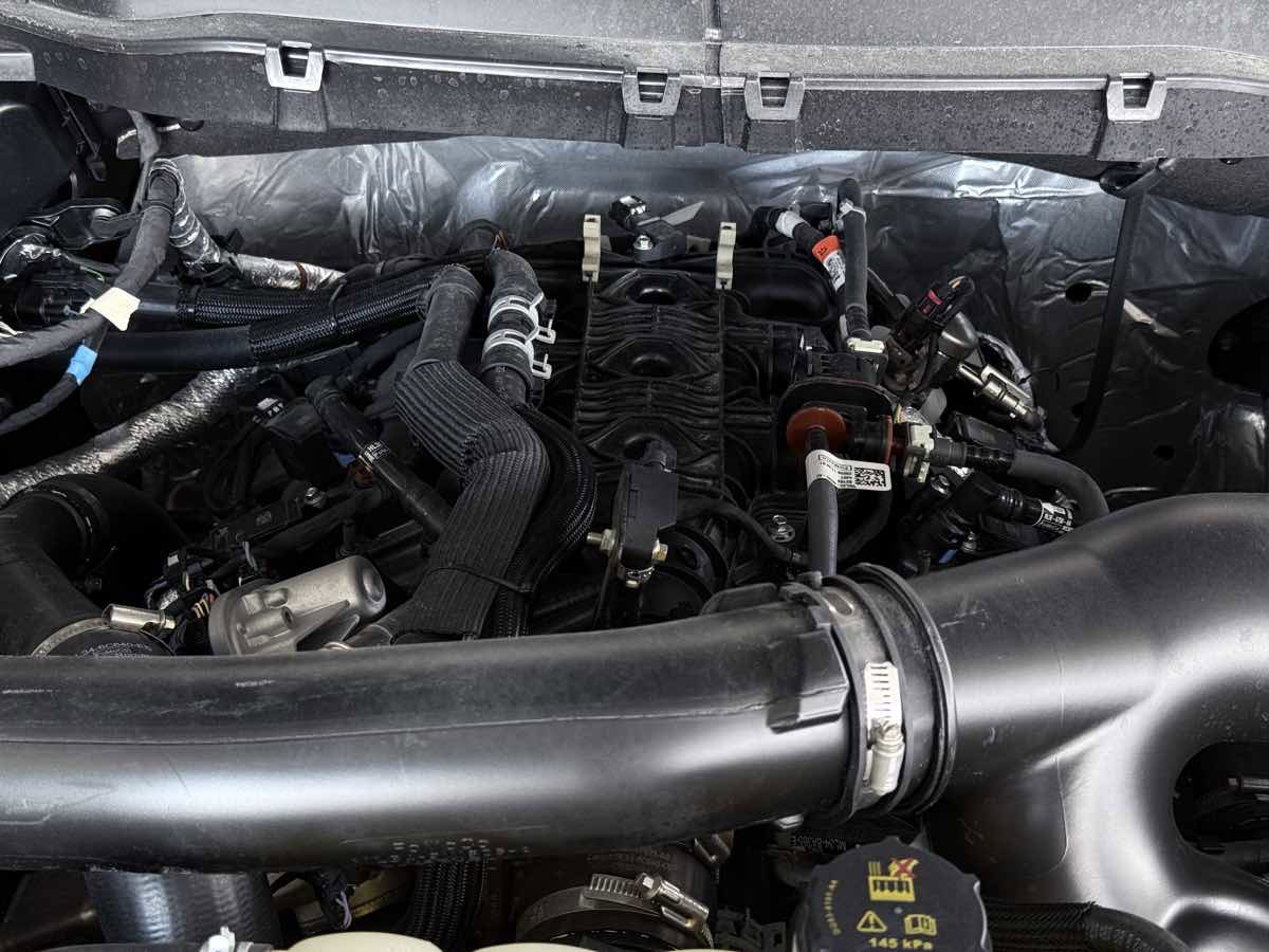 Used 2025 Ford F150 Platinum w/ FX4 Off-Road Package image 24