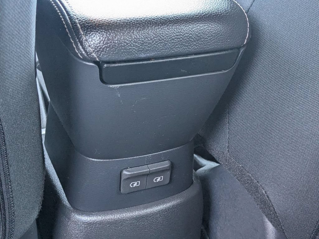 Used 2025 Nissan Kicks Play S FWD image 25