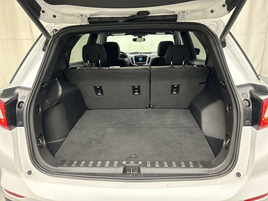 Used 2018 Chevrolet Equinox LT w/ Sun & Infotainment Package image 22