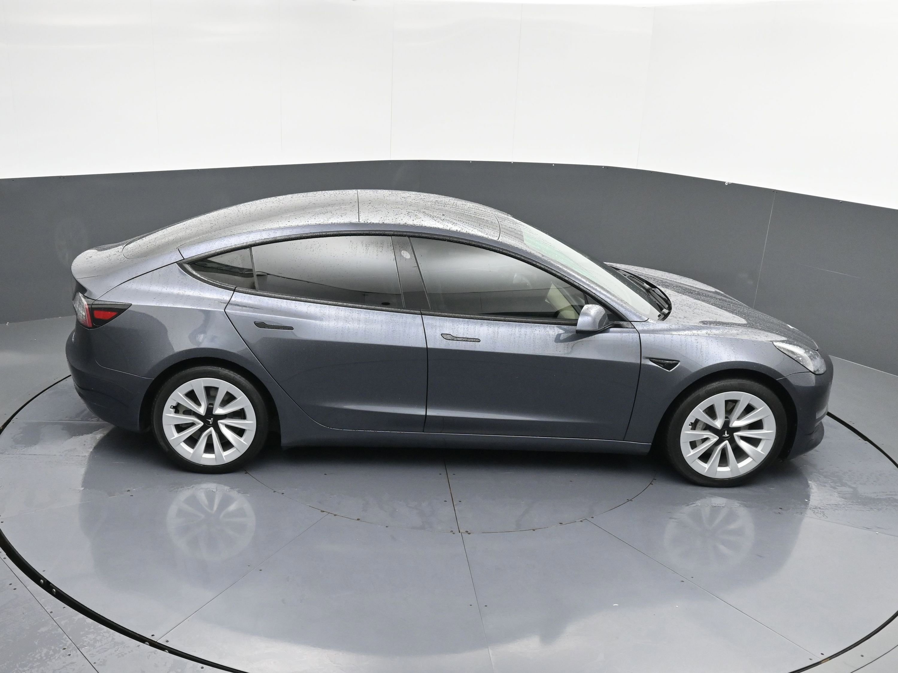 Used 2021 Tesla Model 3 Standard Range Plus image 38