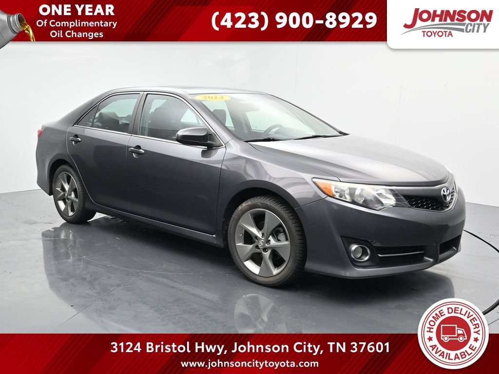 Used 2014 Toyota Camry SE w/ Leather Package FWD video 1