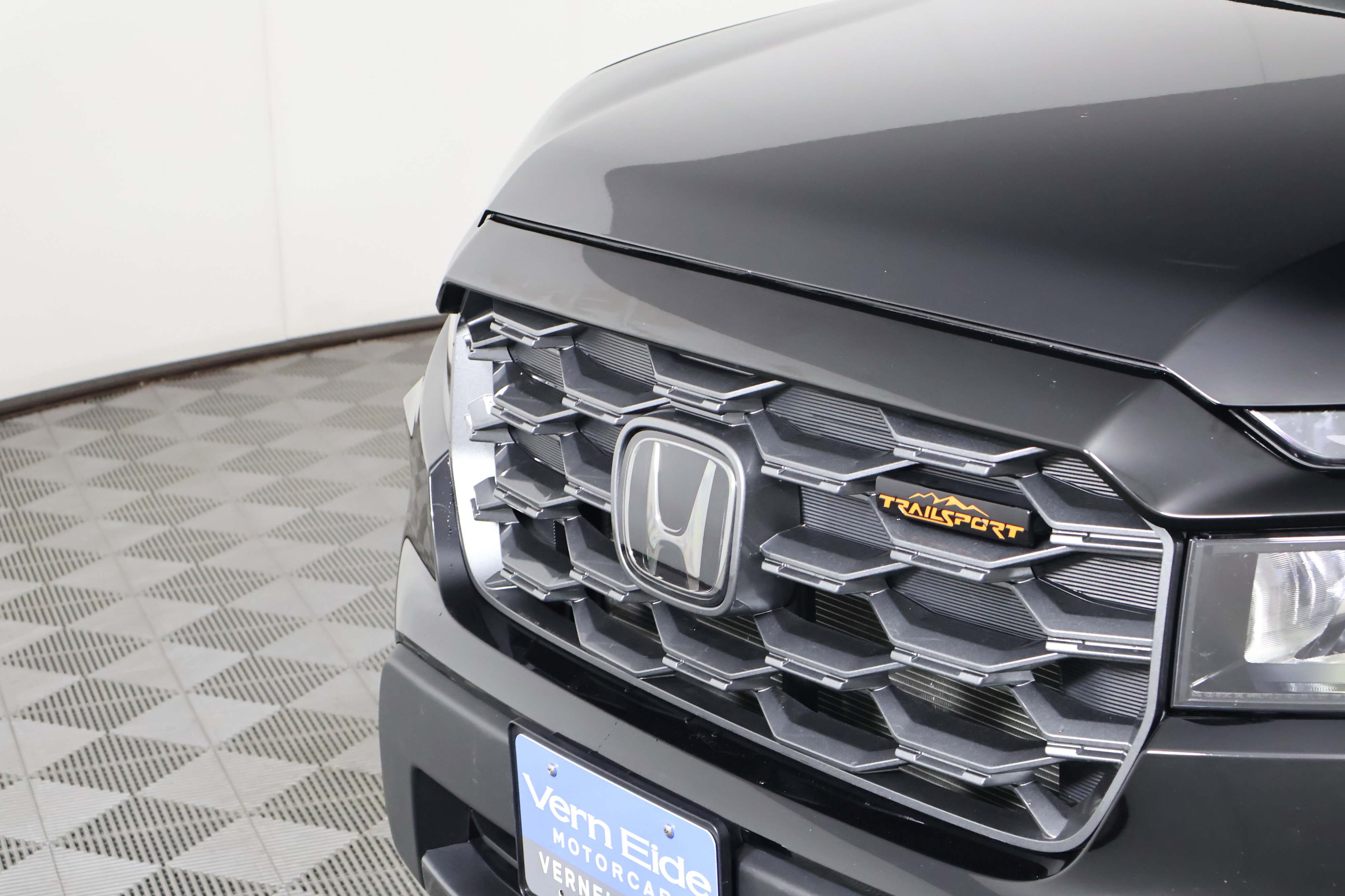 Used 2022 Honda Passport TrailSport image 11