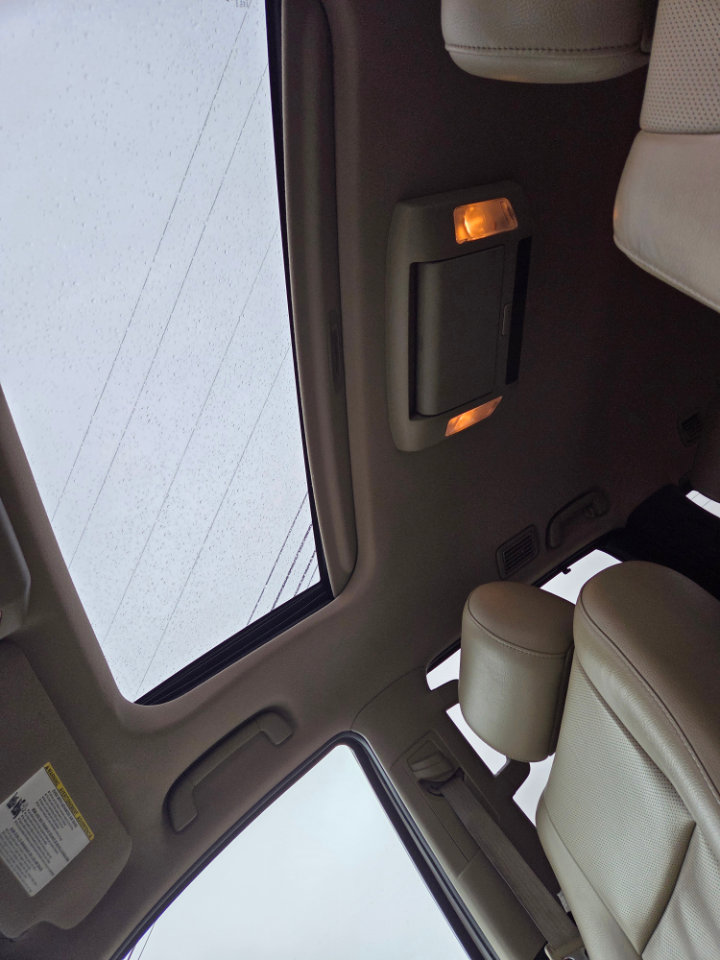 Used 2012 Toyota Sequoia Platinum image 31