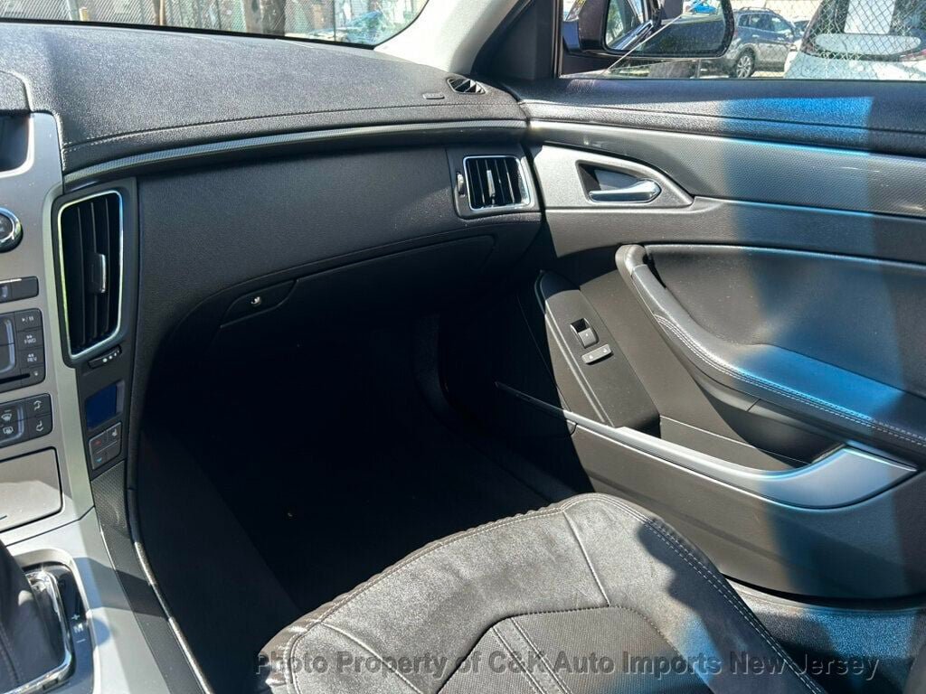 Used 2013 Cadillac CTS Luxury AWD/4WD image 30