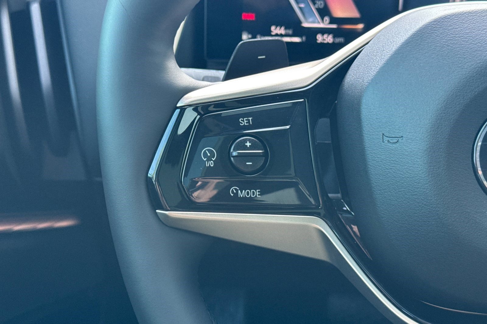 Used 2025 BMW X3 xDrive30i w/ Premium Package image 31