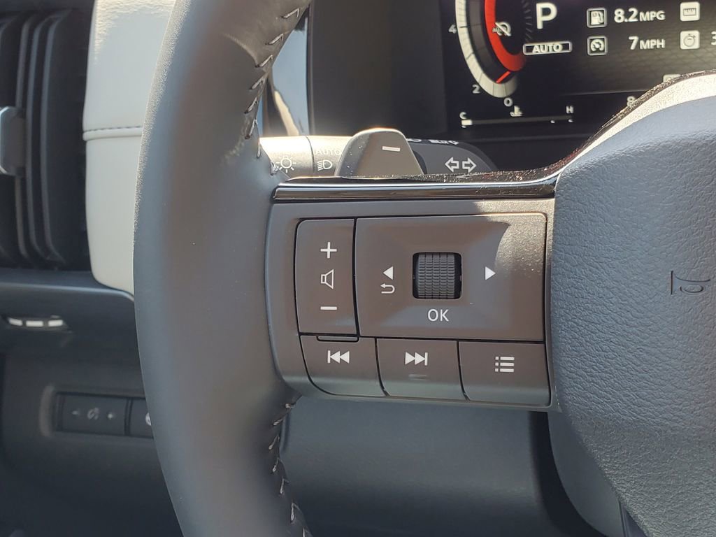 New 2026 Nissan Pathfinder SL AWD/4WD image 17