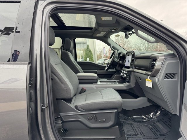 New 2024 Ford F150 XLT w/ Equipment Group 303A High image 21
