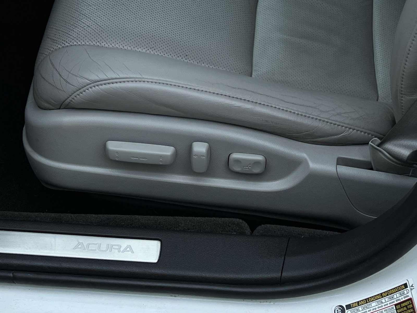 Used 2015 Acura TLX w/ Technology Package FWD image 27